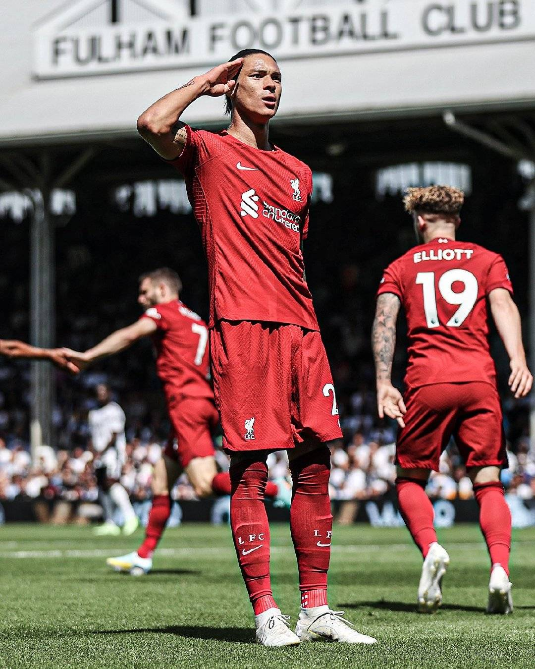 中欧体育 -重磅！库里在利物浦比赛中关键助攻北京首钢集结日完成体检，辽宁本钢队长鼓劲备战欧联的简单介绍